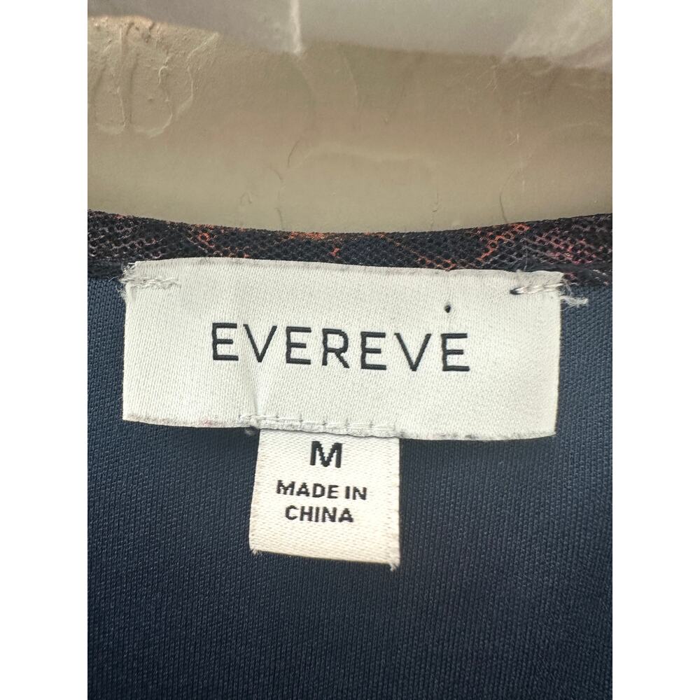 EVEREVE Navy Floral Ruffle Smocked Blouse Medium Boho Romantic - Picture 7 of 8